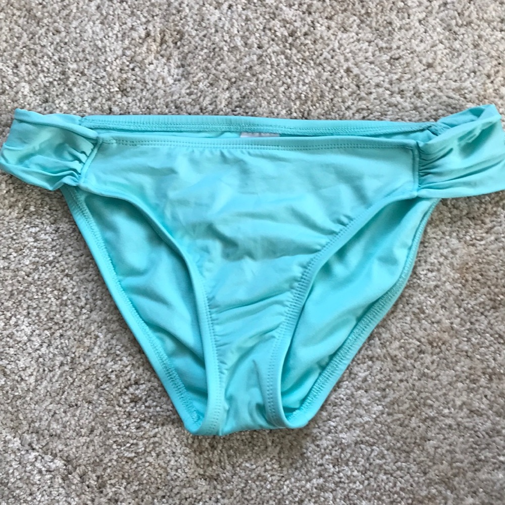 Bikini bottoms